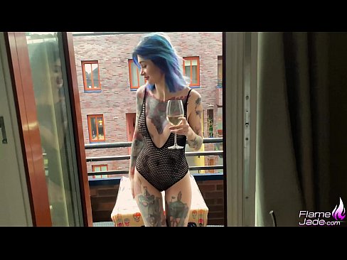 ❤️ Una noia tremenda xuclant amb un glop i follant apassionadament sota el cel obert ❌ Vídeo de sexe al ca.taxiklass.ru ❌